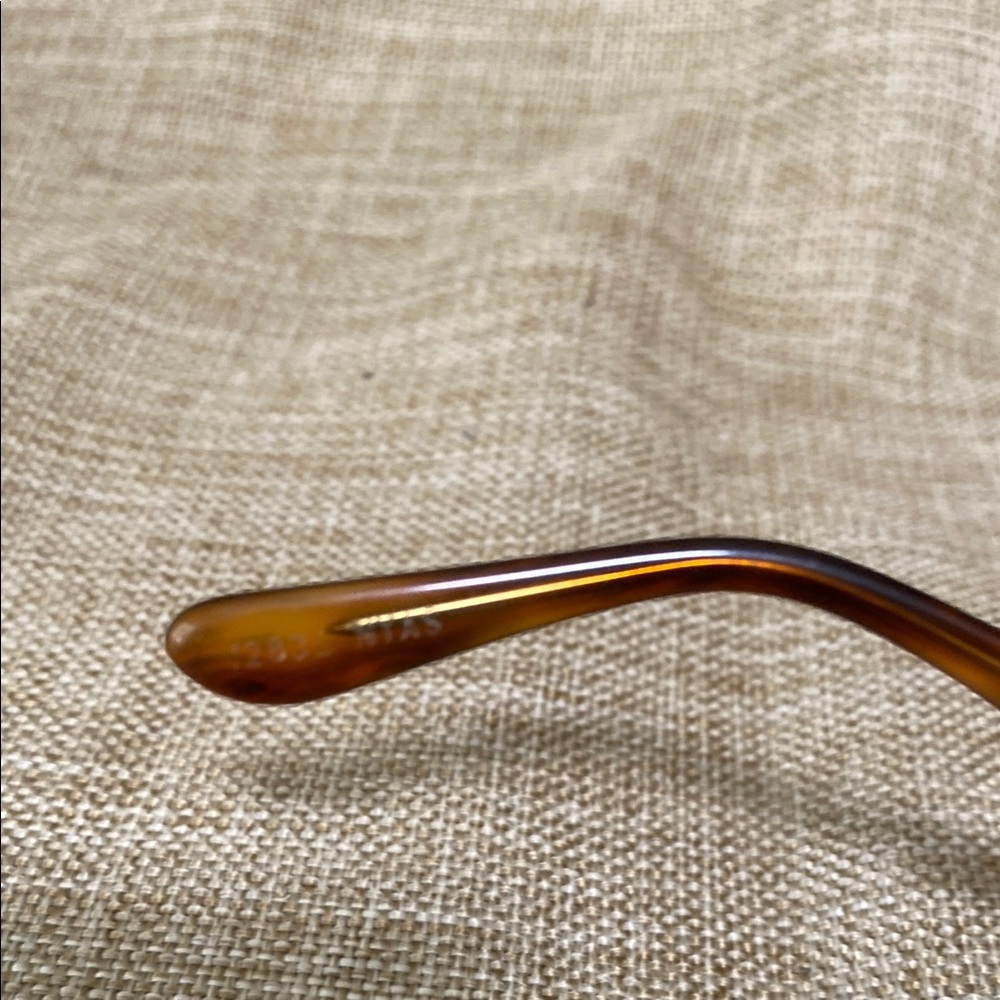 Ray-Ban vintage Tortoise Sunglasses - Picture 9 of 10